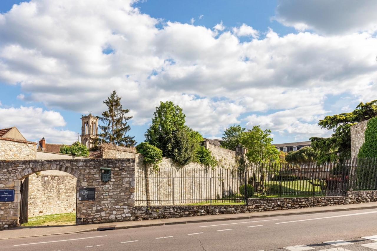 Ferienwohnung Chic Apart With Parking Mantes-la-Jolie Exterior foto
